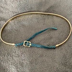 Python tipped gold skinny belt sz Small